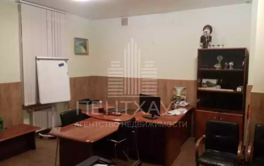 Строителей ул., 15