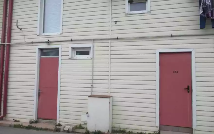 Приреченская улица, 1