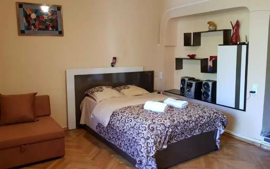 улица Иосифа Гришашвили, 35