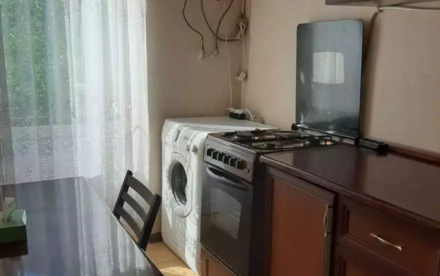 улица Егише Тадевосяна, 3