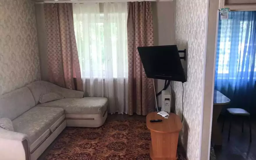 проспект имени Ю.А. Гагарина, 1-я линия, 7