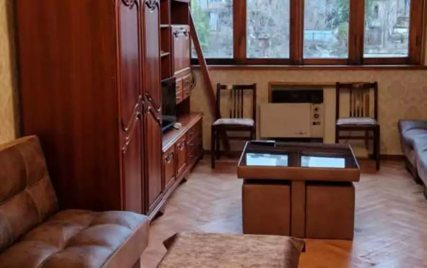 улица Андрея и Мелитона Баланчивадзе, 8