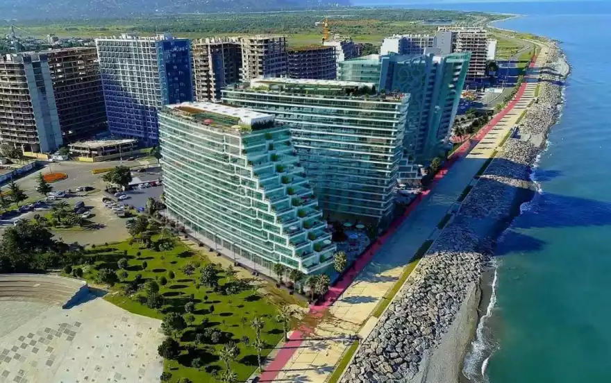 улица Леха и Марии Качинских, 8