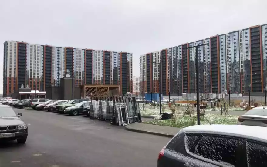 улица Вадима Шефнера, 4