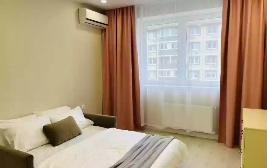 улица Лётчика Позднякова, 2к7