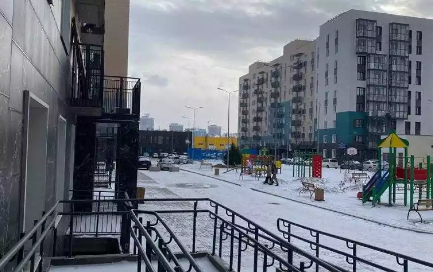 улица Авиаторов, 43