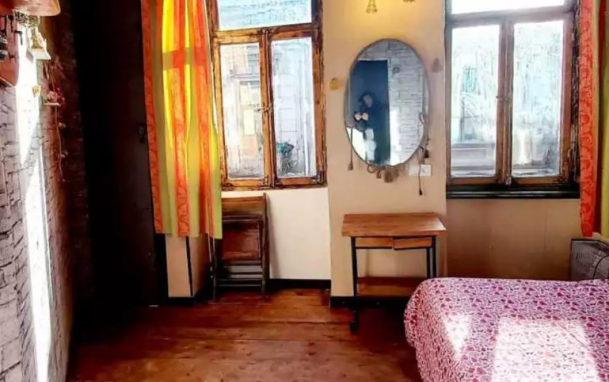 улица Льва Толстого, 11