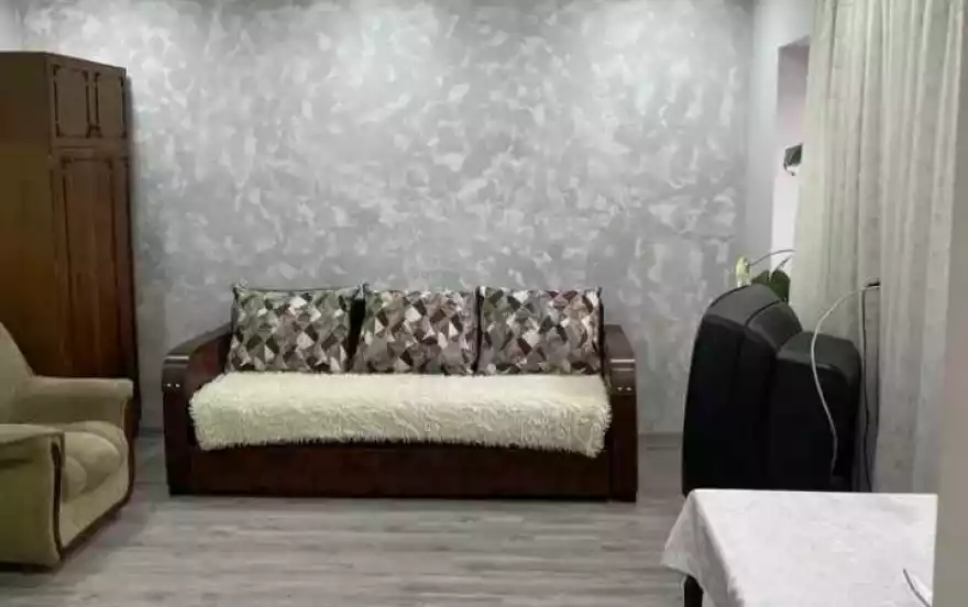 21-я улица Сари Таха, 1