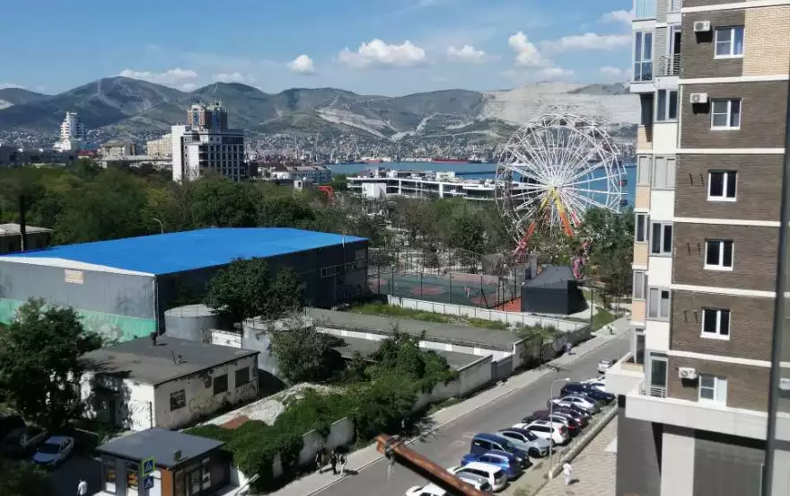 улица Энгельса, 76