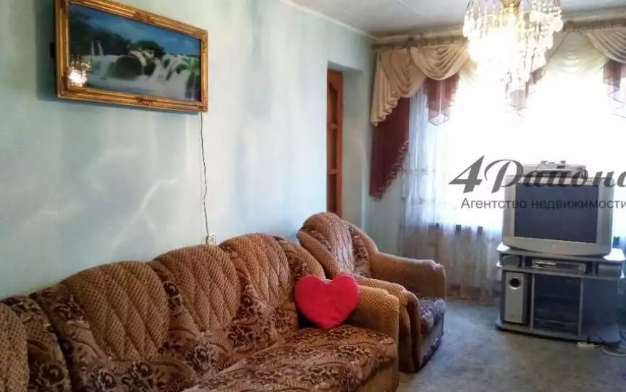 улица Крапивницкого, 4