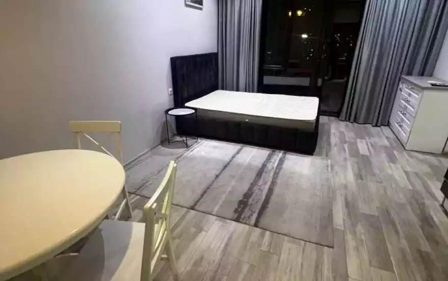 улица Петра Багратиони, 129