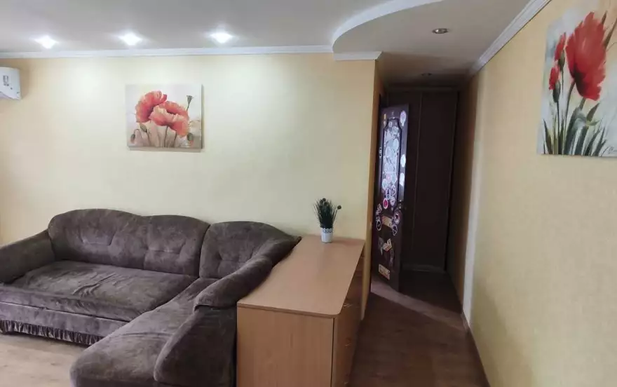 проспект Строителей, 48