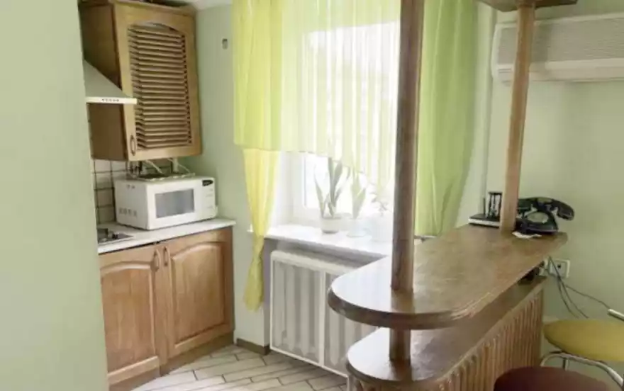 площадь ВОВ, 5