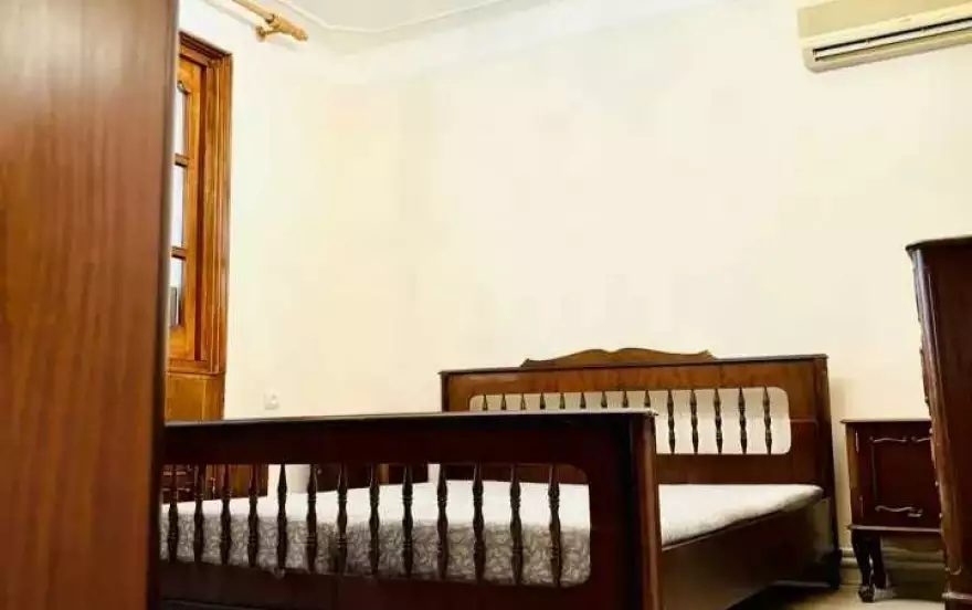 улица Давид Анахта, 10