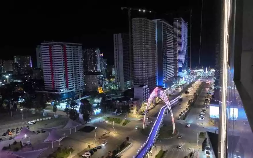 ჟიული შარტავას 16