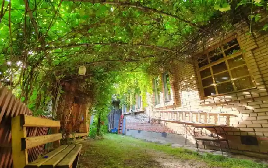 Центральная улица, 122