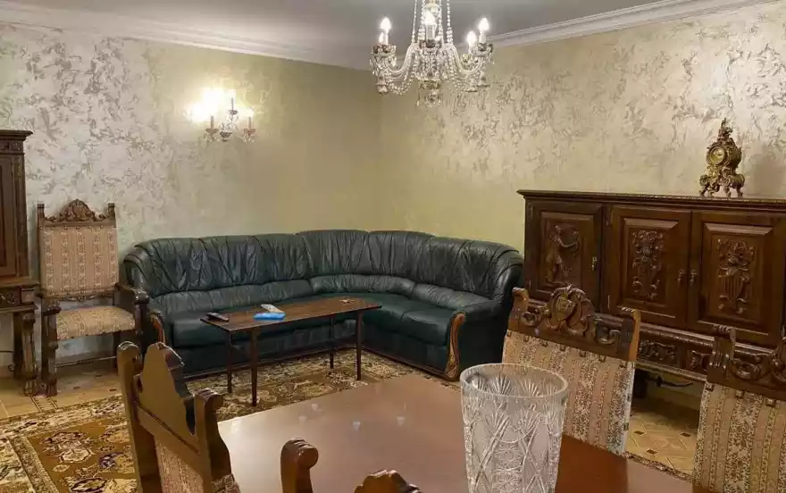 улица Брюсова, 1 