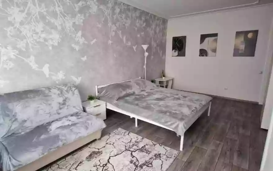 площадь Героев ВОВ, 7