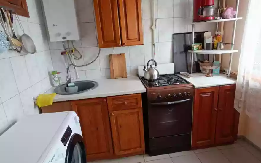 улица Ефремова, 20