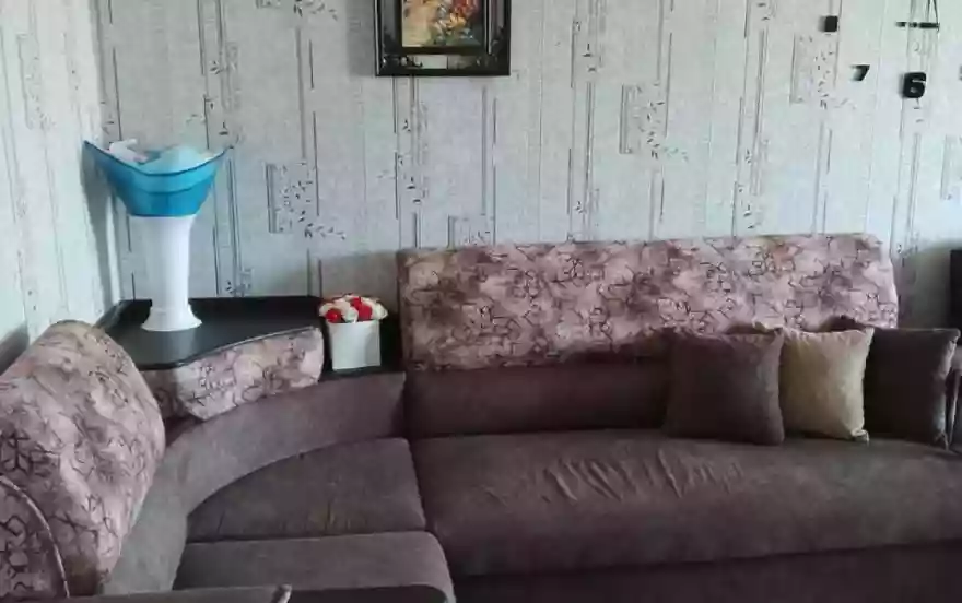 Квартал Б, 10