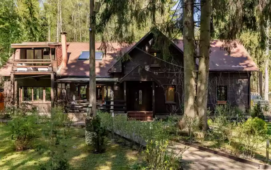 посёлок Комарово, Приморское шоссе, 479