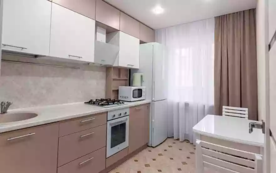 Набережная улица, 17