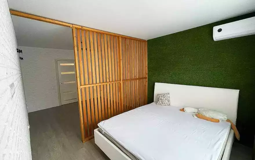 Аэродромная улица, 36