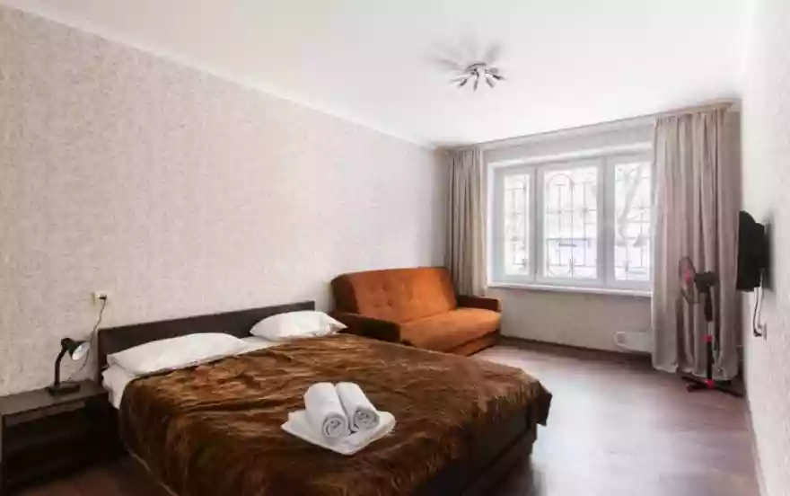 бульвар Северный, 8