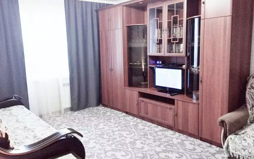 проспект Ленина, 2