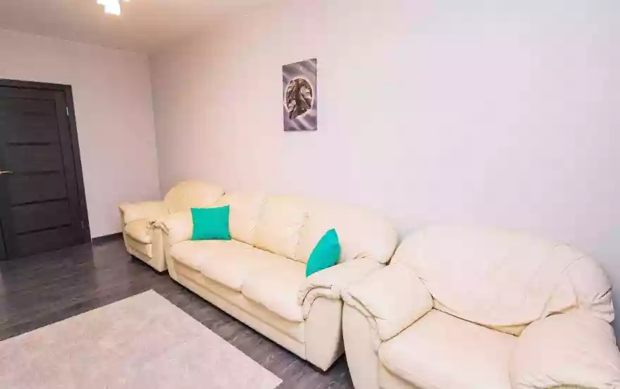 Сибирская улица, 42