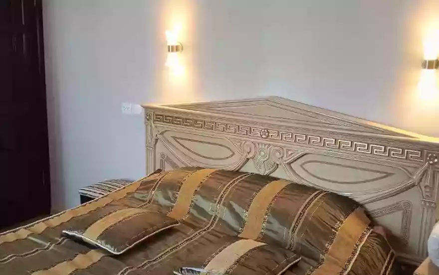 улица Академика Завойского, 12