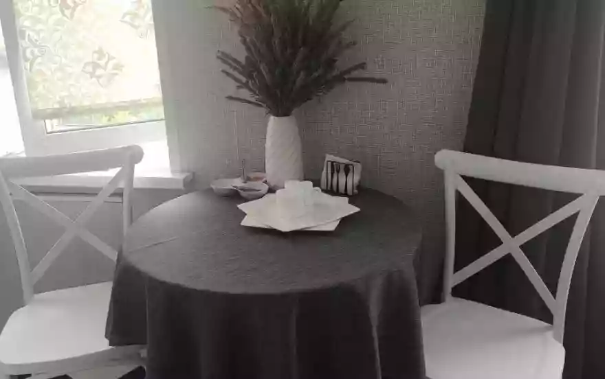 площадь Победы, 2