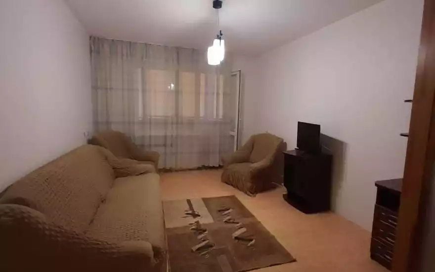 бульвар Южный, 15 