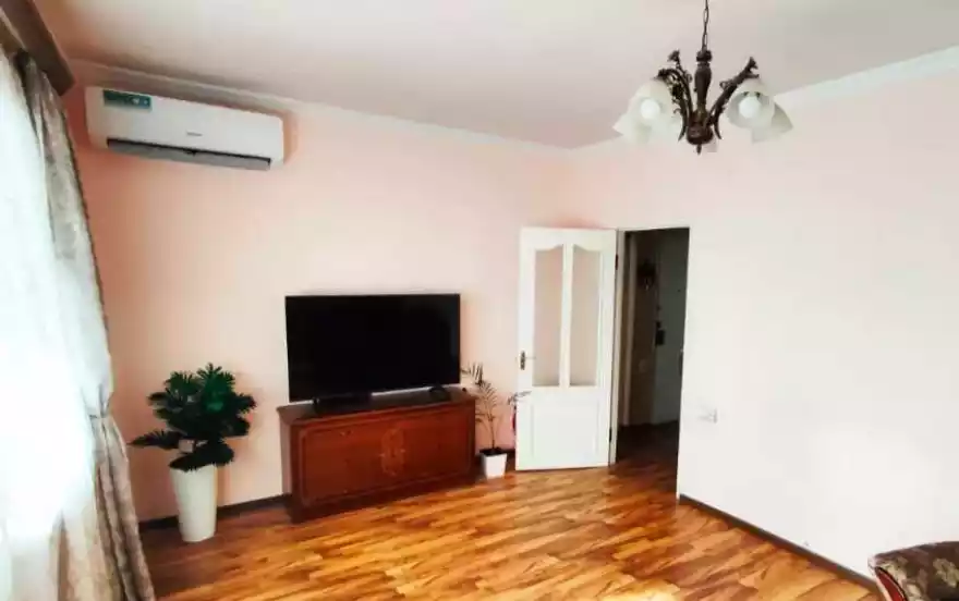 улица Ерванда Кочара, 15