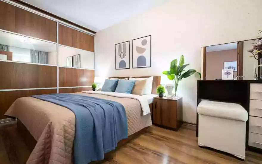 улица Энтузиастов, 1