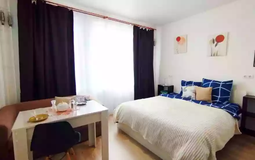 улица Мезенцева, 8