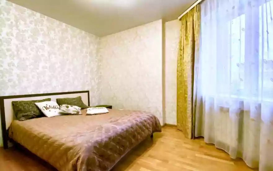 Инициативная улица, 13