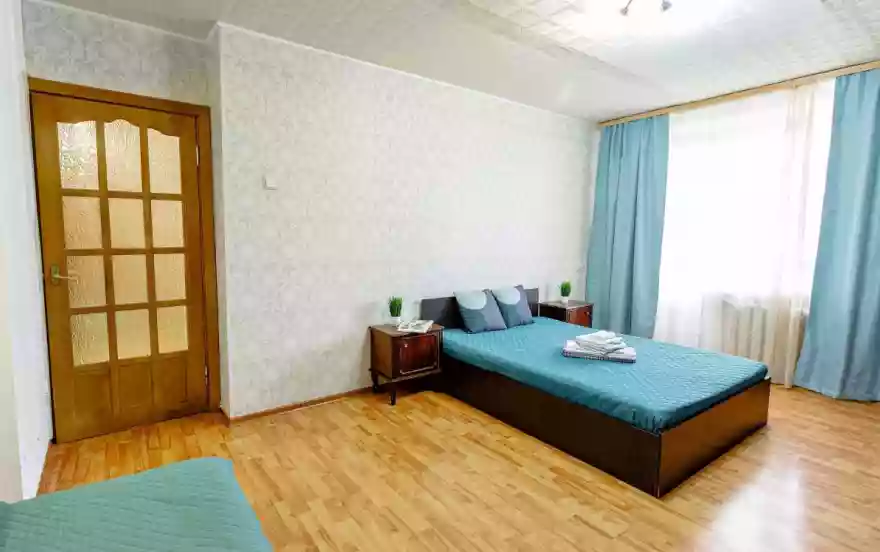 улица Октябрьской Революции, 28