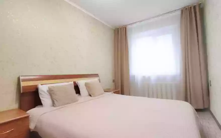 улица Волгина, 140