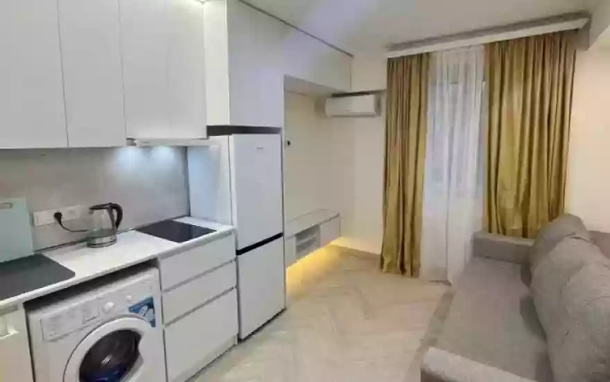 улица Акопа Акопяна, 7