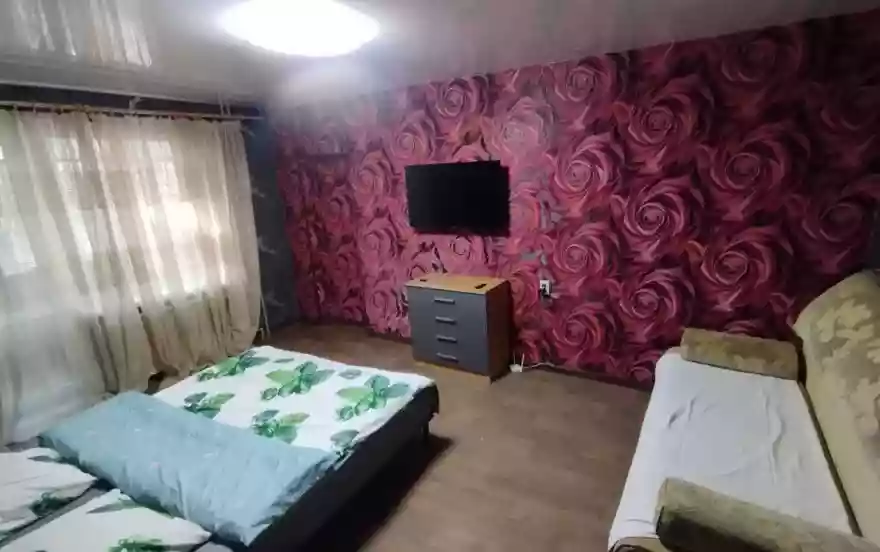 улица Челюскинцев, 271