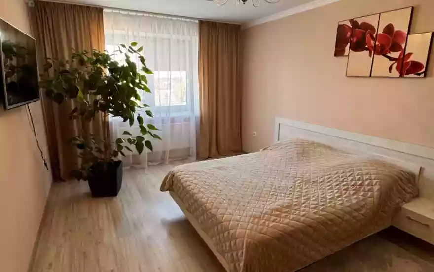 улица 28 Июля, 33б