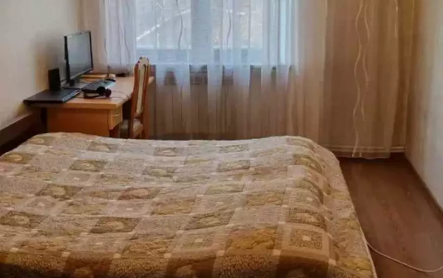 пр. Азатутян