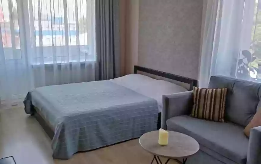 улица Парижской Коммуны, 2