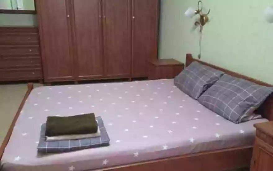 Революционных казаков 81