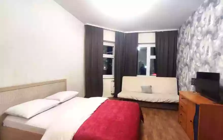 ул. Героев Самотлора, 28