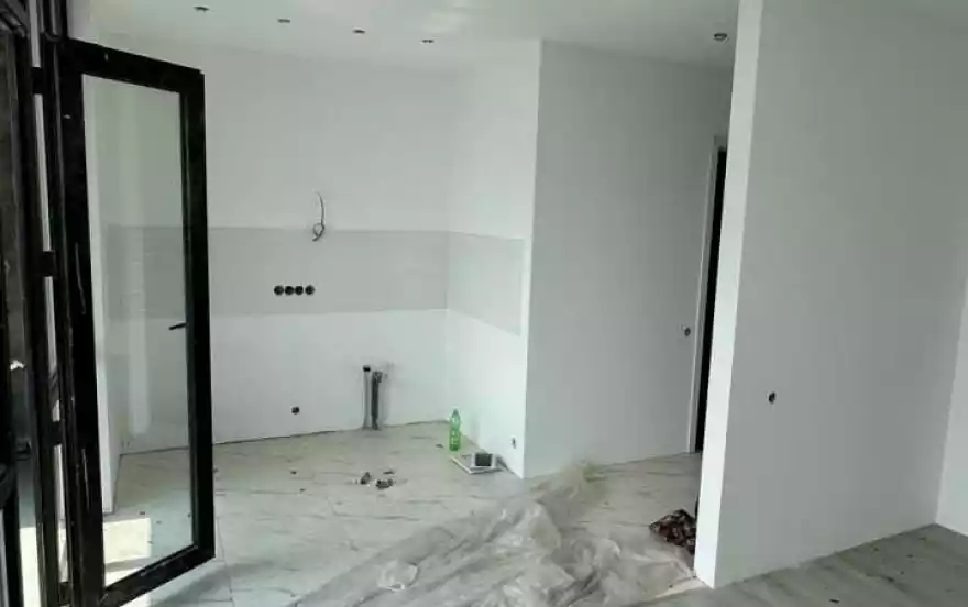 ჟიული შარტავას 7