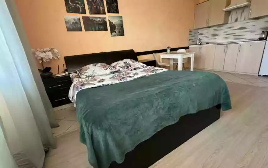 улица Дмитрия Михайлова, 2