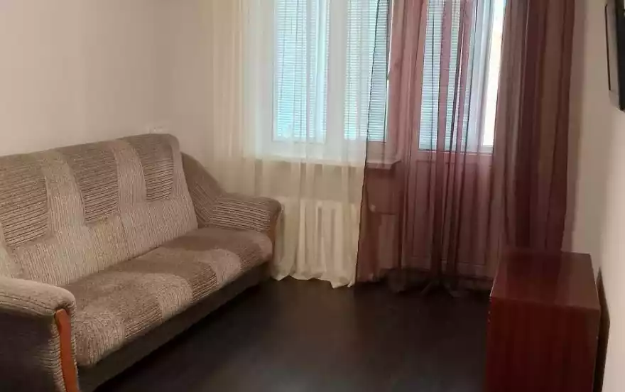 Украинская улица, 64 к 1