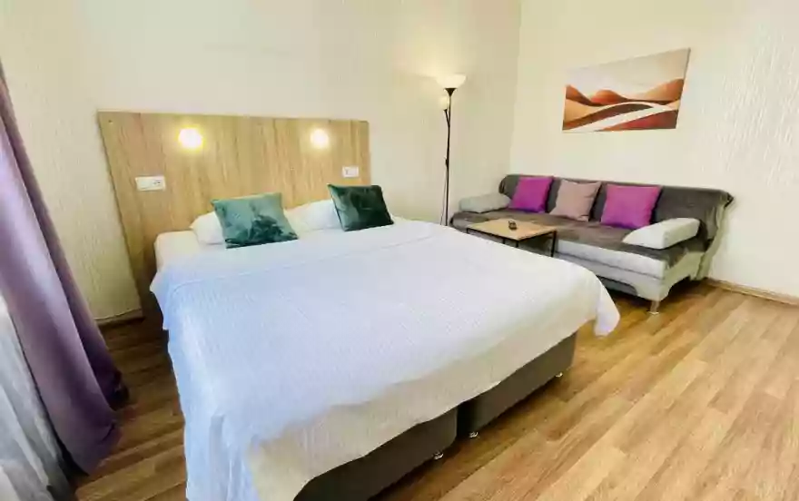 улица Менделеева, 128/1